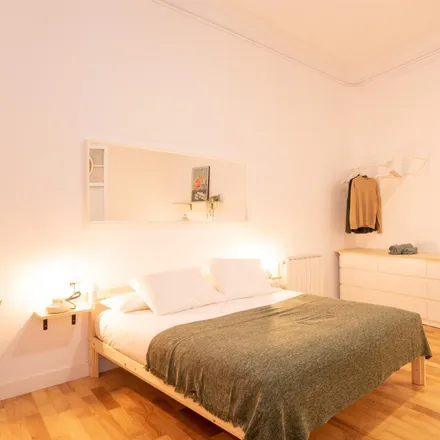 Rent this 8 bed room on Carrer Gran de Gràcia in 243, 08012 Barcelona
