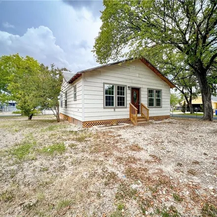Image 2 - 601 Mitchell Avenue, Seguin, TX 78155, USA - House for rent