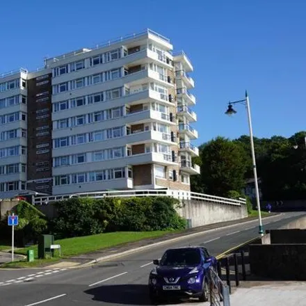 Image 1 - Seabank, Beach Road, Penarth, CF64 3AR, United Kingdom - Apartment for sale