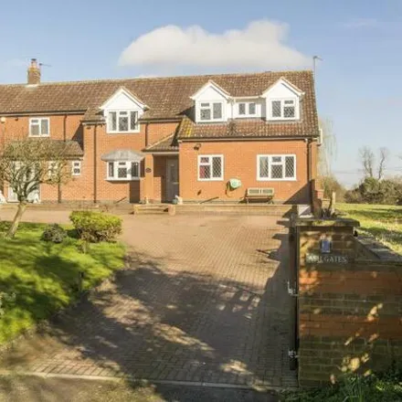Buy this 6 bed house on School Lane in Peatling Magna, LE8 5US