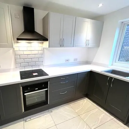 Buy this 3 bed townhouse on Doddington in Telford, TF3 2DL
