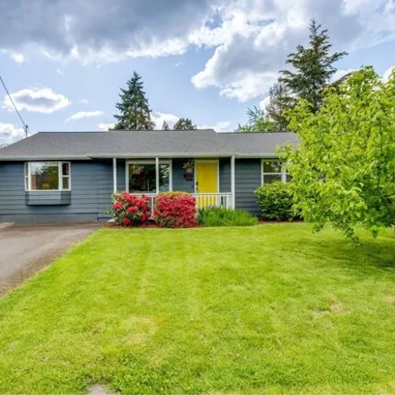 Buy this 3 bed house on 5055 Southwest 139th Avenue in Beaverton, OR 97005