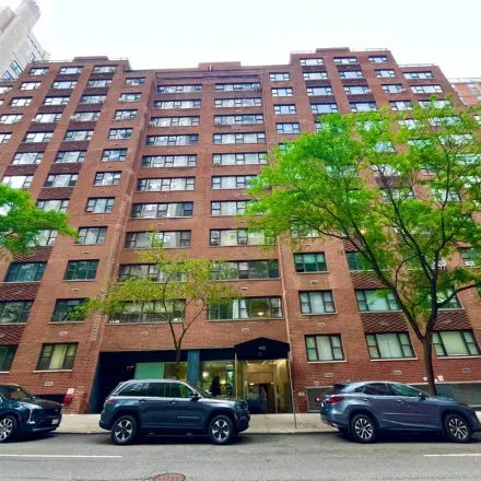 Rent this 1 bed apartment on 405 East 56th Street in New York, NY 10022