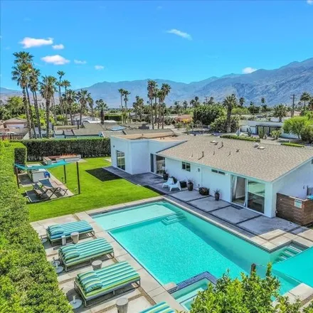 Image 1 - 2344 North Acacia Road East, Palm Springs, CA 92262, USA - House for sale