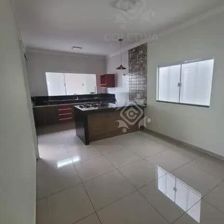 Buy this 3 bed house on unnamed road in Jardim Patrícia, Uberlândia - MG