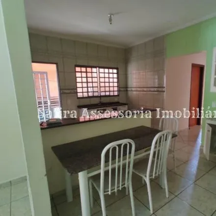 Buy this 2 bed house on Avenida Lauro Carvalho in Nova Jaguariúna, Jaguariúna - SP