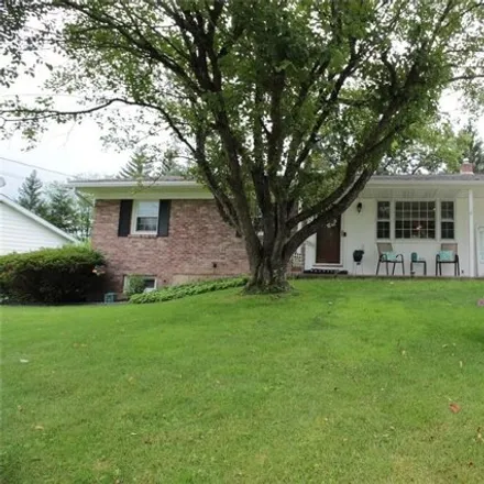 Buy this 3 bed house on 1022 Southern Pines Dr in Endicott, New York