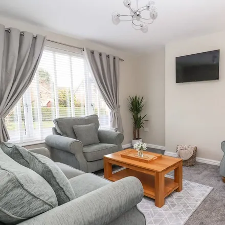 Rent this 1 bed townhouse on Hornsea in HU18 1SY, United Kingdom
