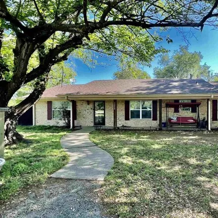 Buy this 4 bed house on 1458 TX 154 in Quitman, Wood County