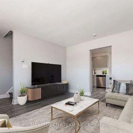 Image 7 - 133 Pollock Avenue, Cambridge, ON N1R 1Y6, Canada - Apartment for rent