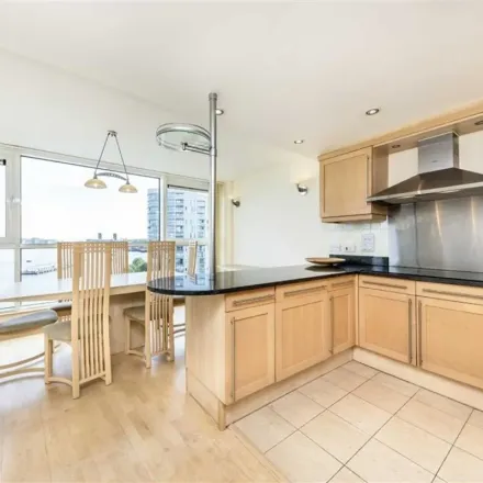 Rent this 3 bed apartment on Marlowe Path in London, SE8 3EX