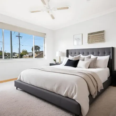 Image 5 - 7 Hamersley Street, Fairfield West NSW 2165, Australia - Apartment for rent