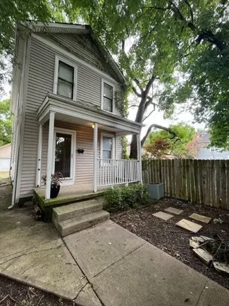 Rent this 2 bed house on 1068 Michigan Avenue in Columbus, OH 43201