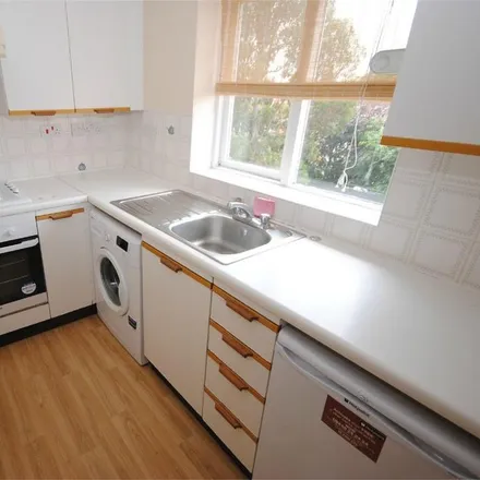 Image 3 - Earlsfield Drive, Chelmsford, CM2 6SX, United Kingdom - Apartment for rent