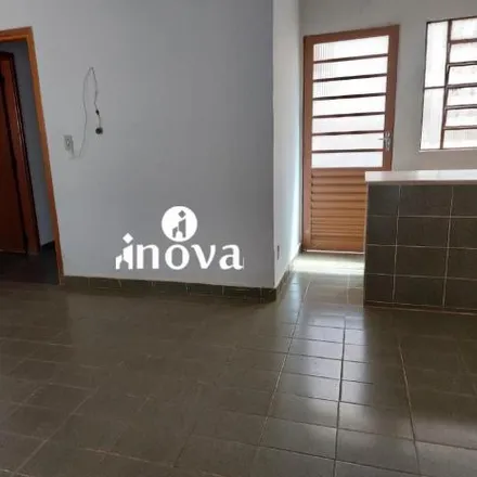 Buy this 4 bed house on Rua Abel Santos Anjo in Cássio Resende, Uberaba - MG
