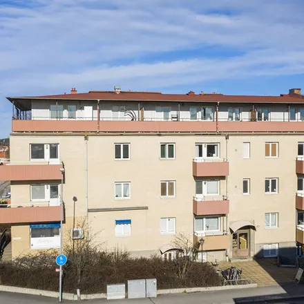 Rent this 2 bed apartment on Klostergatan in 633 51 Eskilstuna, Sweden