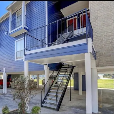 Rent this 1 bed condo on unnamed road in Webster, TX 77058