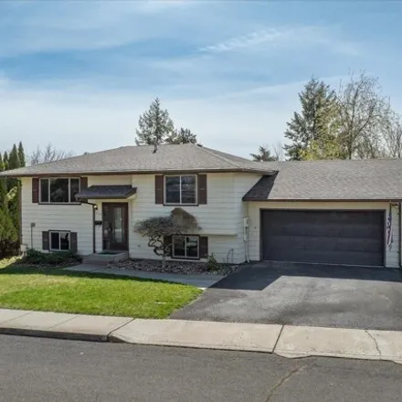 Buy this 5 bed house on 200 Walker Drive in Cheney, WA 99004