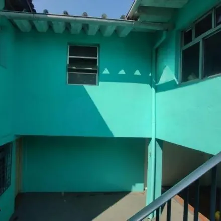 Rent this 3 bed house on Igreja Evangélica Assembléia De Deus - Bom Pastor in Avenida do Taboão 2751, Taboão