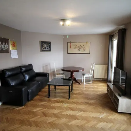 Rent this 2 bed apartment on Boucherie Martin in 1 Rue des Boudoux, 92400 Courbevoie