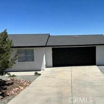 Buy this 2 bed house on 8958 Pionero Road in Deer Haven, Piñon Hills