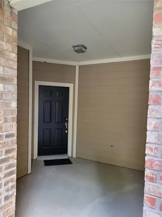 Image 2 - 8617 Forest Highlands Drive, Plano, TX 75024, USA - Townhouse for sale