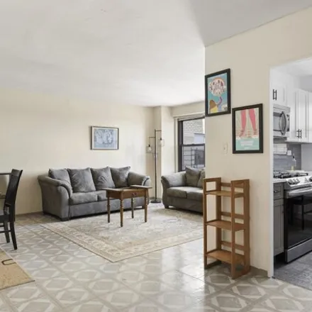 Image 5 - 1020 Grand Concourse, New York, NY 10456, USA - Apartment for sale
