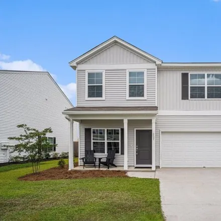 Buy this 4 bed house on 227 Clydesdale Cir in Summerville, South Carolina