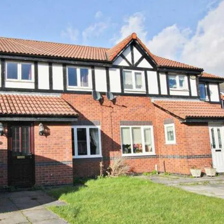 Buy this 3 bed duplex on Hollins Close in Liverpool, L15 8AN