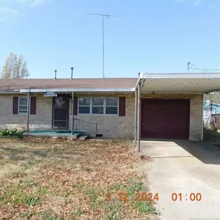 Buy this 3 bed house on 3999 South 30th Street West in Muskogee County, OK 74401