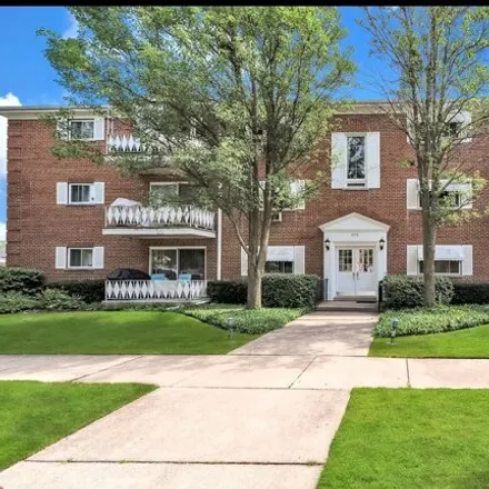 Buy this 2 bed condo on 745 North Western Avenue in Park Ridge, IL 60068