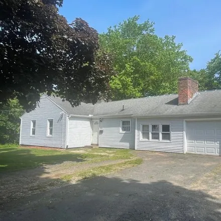 Buy this 4 bed house on 521 Mill Street in Southington, CT 06489