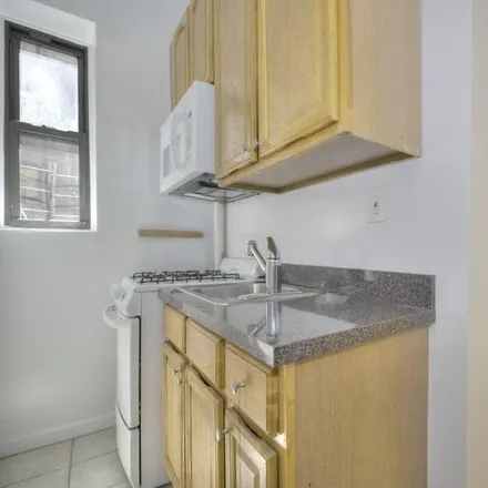 Image 3 - 523 West 187th Street, New York, NY 10033, USA - Apartment for rent