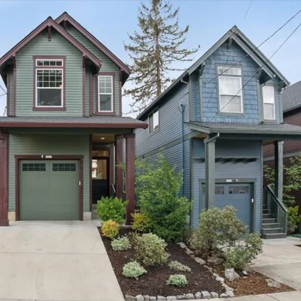 Buy this 3 bed house on 5421 Northeast 37th Avenue in Portland, OR 97211