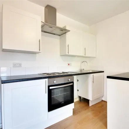 Image 2 - Shakespeare Road, Cowper Road, Worthing, BN11 4PD, United Kingdom - Apartment for rent