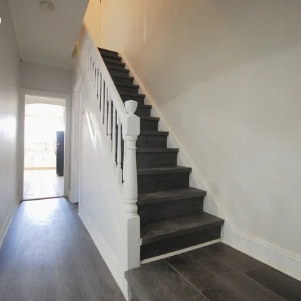 Rent this 4 bed townhouse on 86 East 56th Street in New York, NY 11203