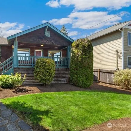 Buy this 2 bed house on 922 North 105th Street in Seattle, WA 98133