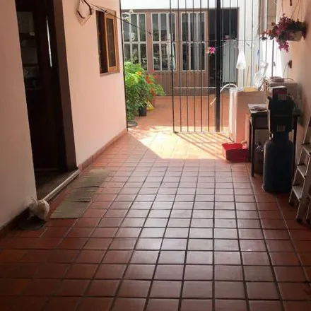 Buy this 3 bed house on Sir Alexander Fleming 2398 in Munro, B1605 CYC Vicente López