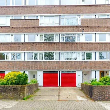 Buy this 2 bed apartment on Fair Acres in Bromley, Kent