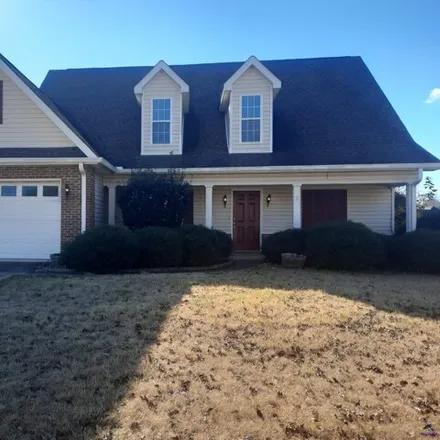 Rent this 4 bed house on 208 Myles Lane in Warner Robins, GA 31005