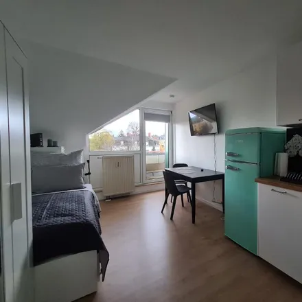 Rent this 1 bed apartment on Zahnarztpraxis Dresden-Gittersee in Potschappler Straße, 01189 Dresden