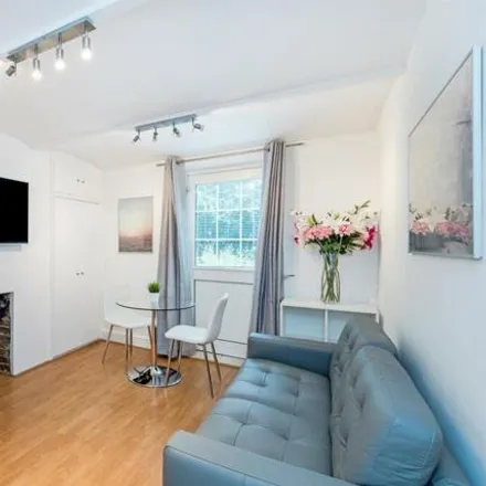 Rent this studio apartment on Gatliffe Close in 1-120 Gatliff Road, London