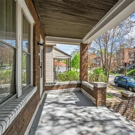 Image 2 - 4411 Minnesota Avenue, St. Louis, MO 63111, USA - House for sale