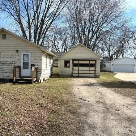 Buy this 4 bed house on 1363 Frank Avenue in Albert Lea, MN 56007