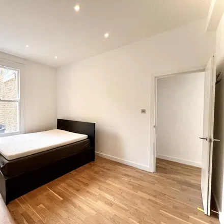 Image 9 - Vex, 85 Maury Road, Upper Clapton, London, N16 7BT, United Kingdom - Apartment for rent