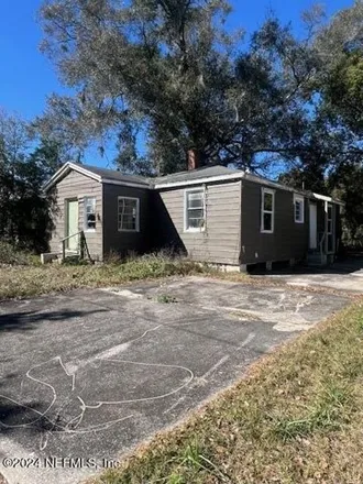 Buy this 3 bed house on 641 Chestnut Drive in Jacksonville, FL 32208