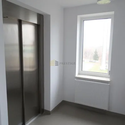 Rent this 11 bed apartment on Wrzeciono 16 in 01-961 Warsaw, Poland