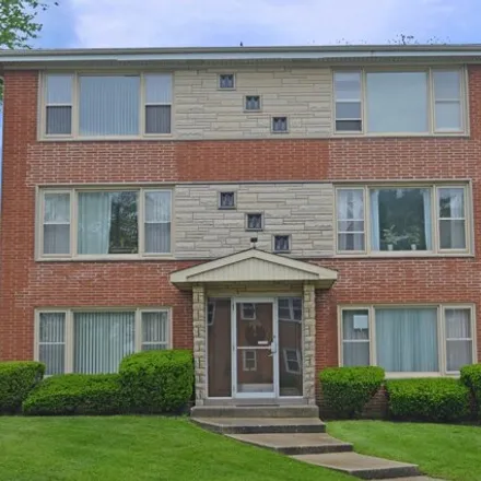 Rent this 2 bed apartment on 2015 Maple Road in Homewood, IL 60430
