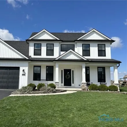 Buy this 4 bed house on 14999 Reddington Court in Wood County, OH 43551