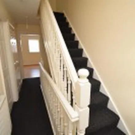 Image 3 - Gorton Road, Stockport, SK5 6RS, United Kingdom - Apartment for rent